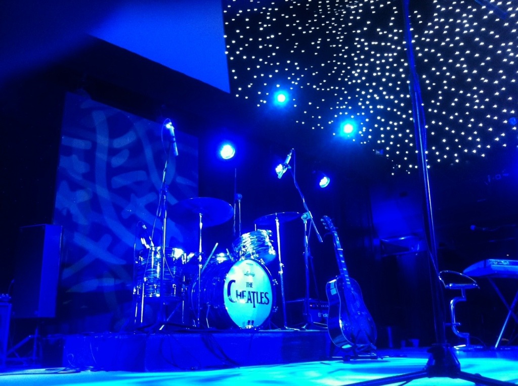 Best Beatles Band at The Sands night Blackpool. A picture of the Ludwig drumkit and Gibson J160E guitar